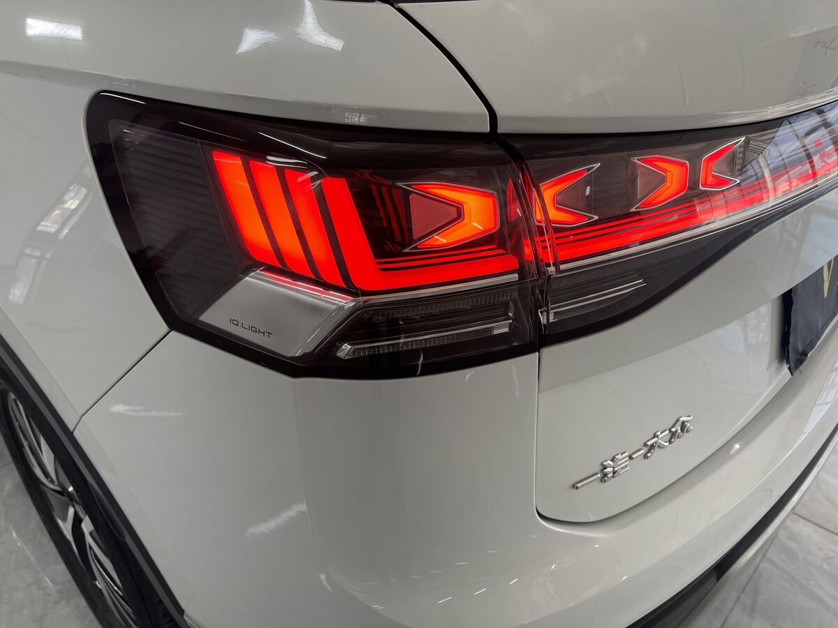 Volkswagen Tayron 2023 - фото автомобиля