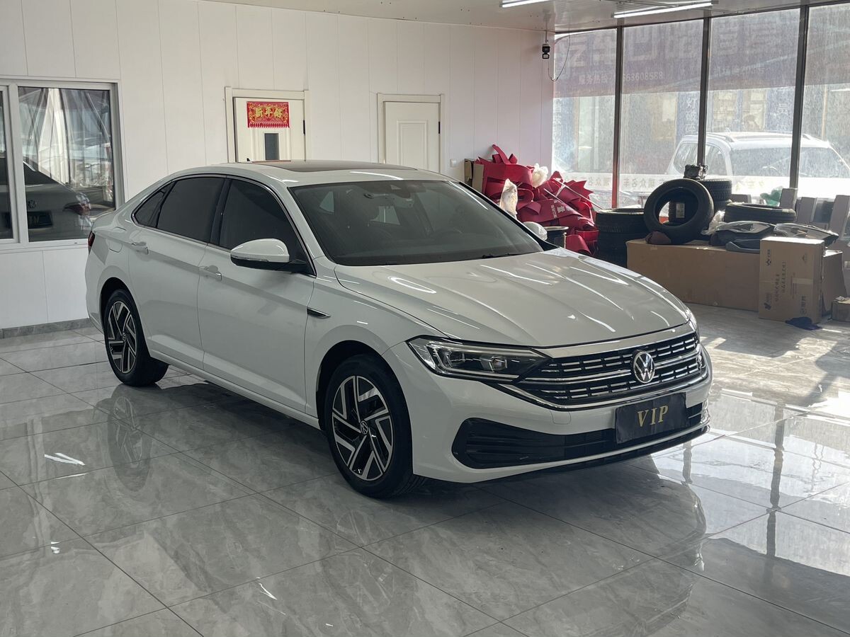 Volkswagen Sagitar 2022 - фото автомобиля