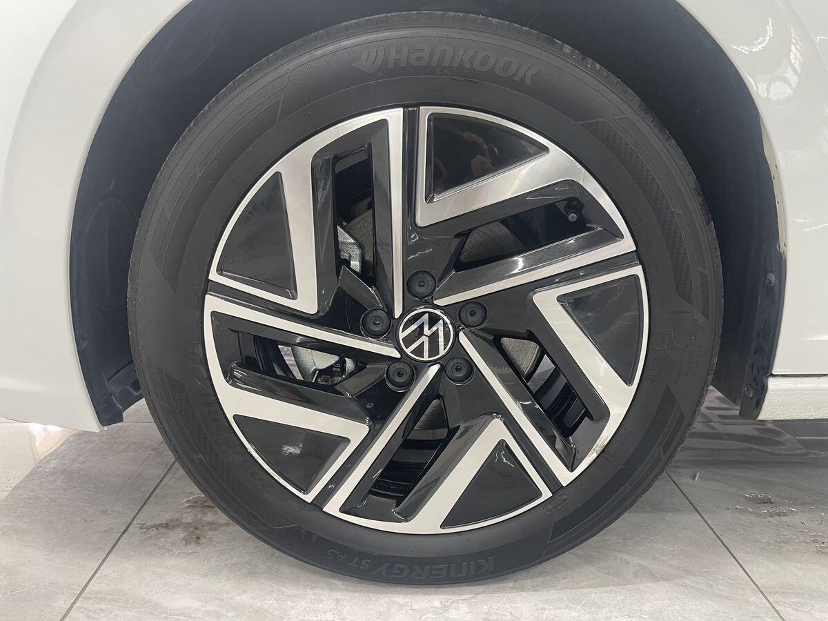 Volkswagen Sagitar 2022 - фото автомобиля