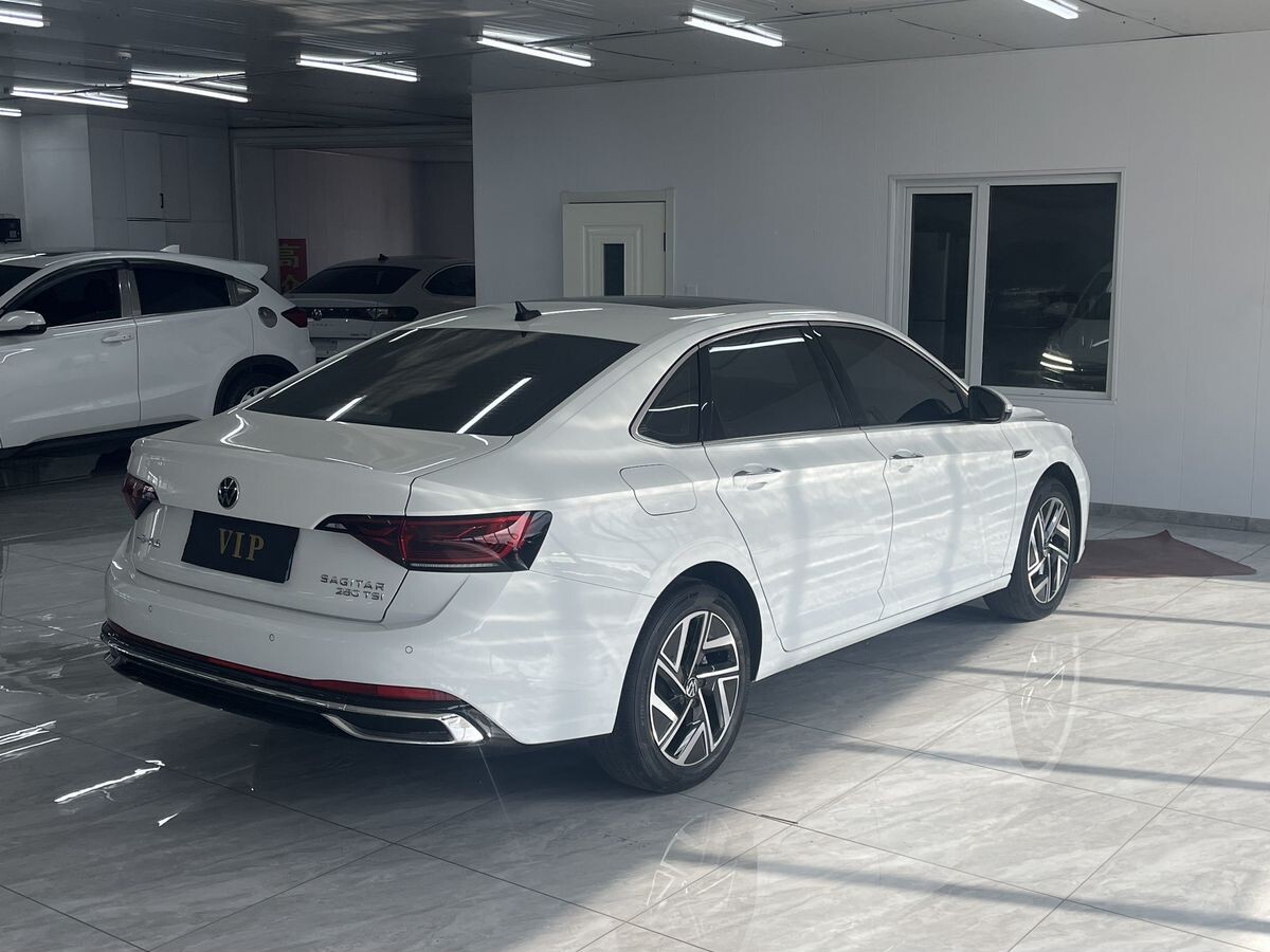Volkswagen Sagitar 2022 - фото автомобиля