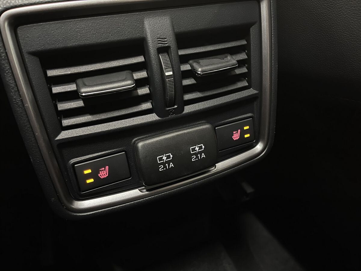 Subaru Forester 2021 - фото автомобиля