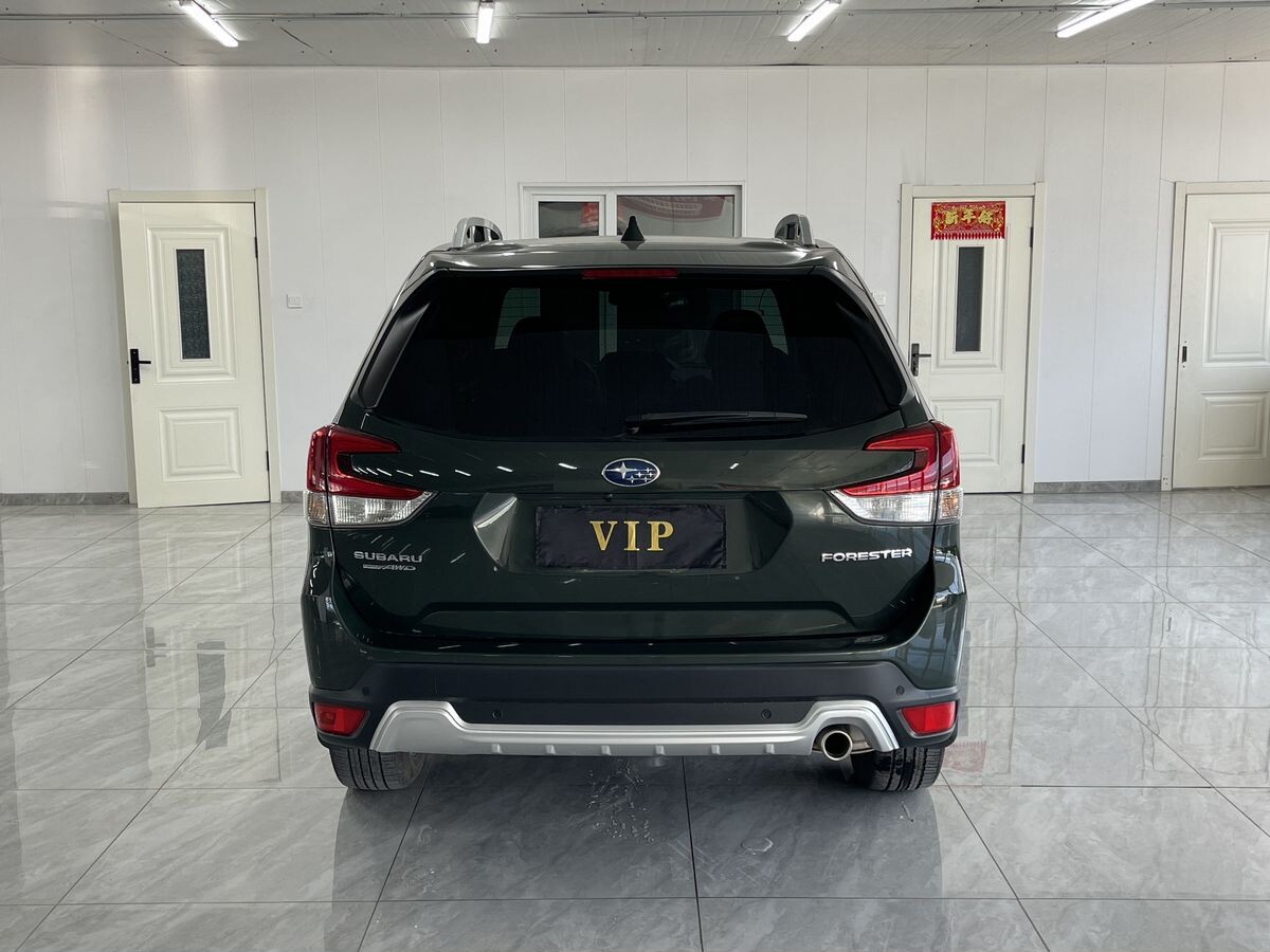 Subaru Forester 2021 - фото автомобиля