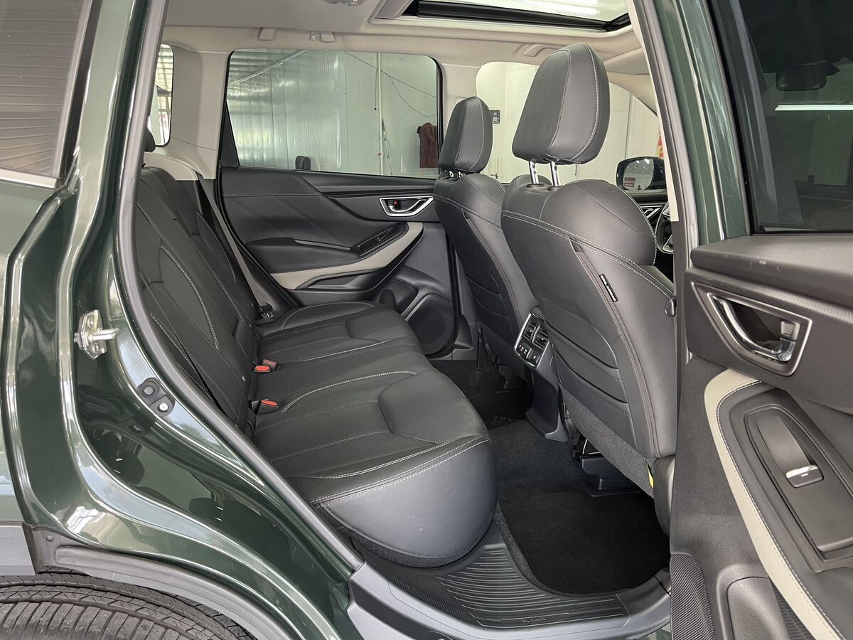 Subaru Forester 2021 - фото автомобиля