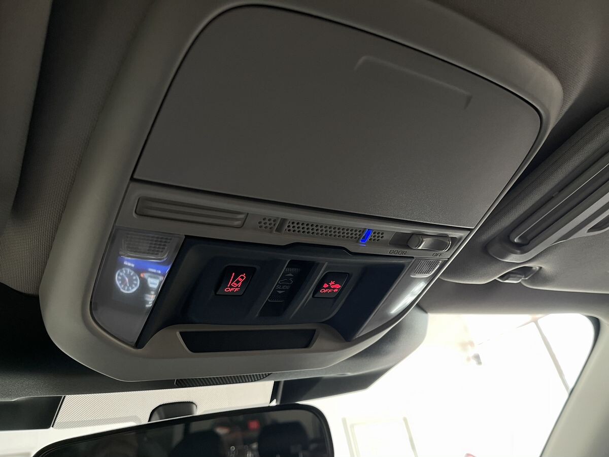 Subaru Forester 2022 - фото автомобиля