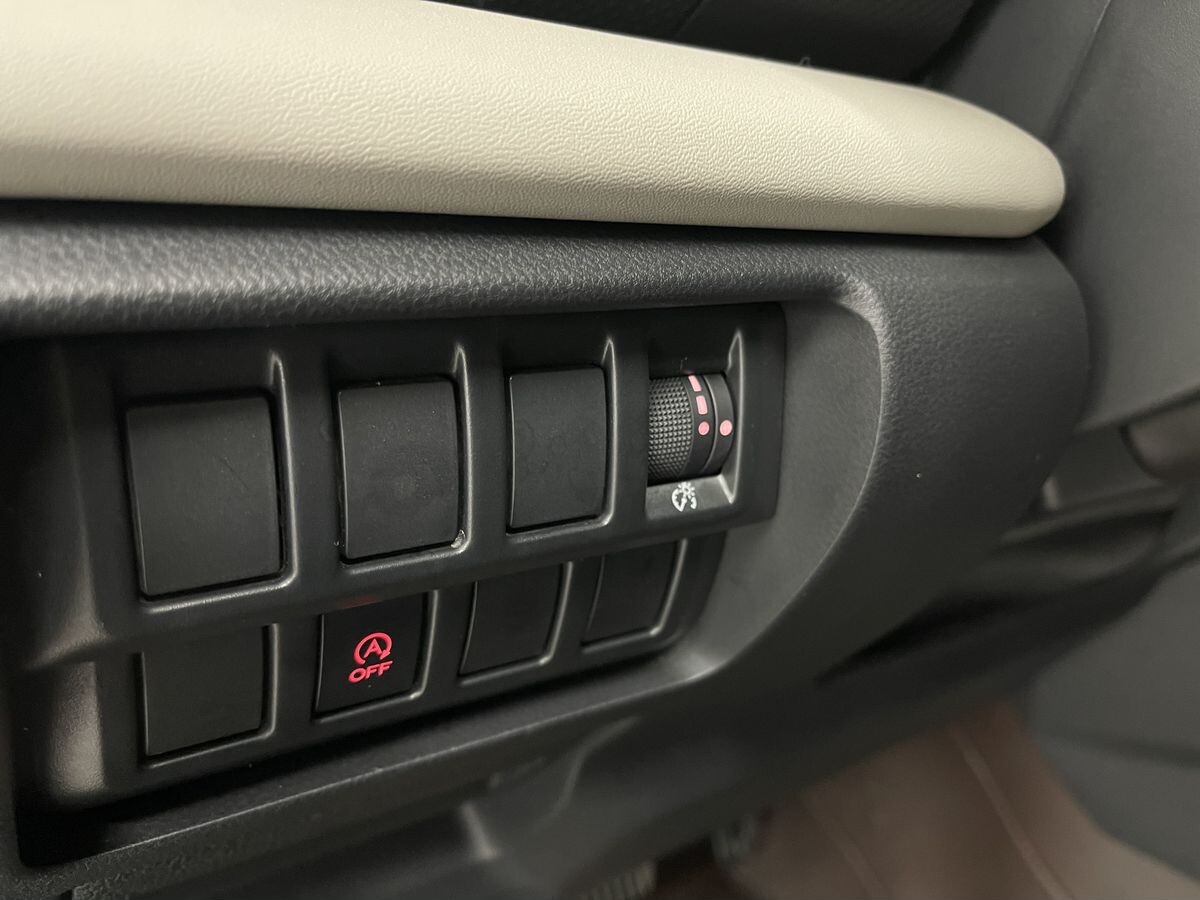 Subaru Forester 2022 - фото автомобиля