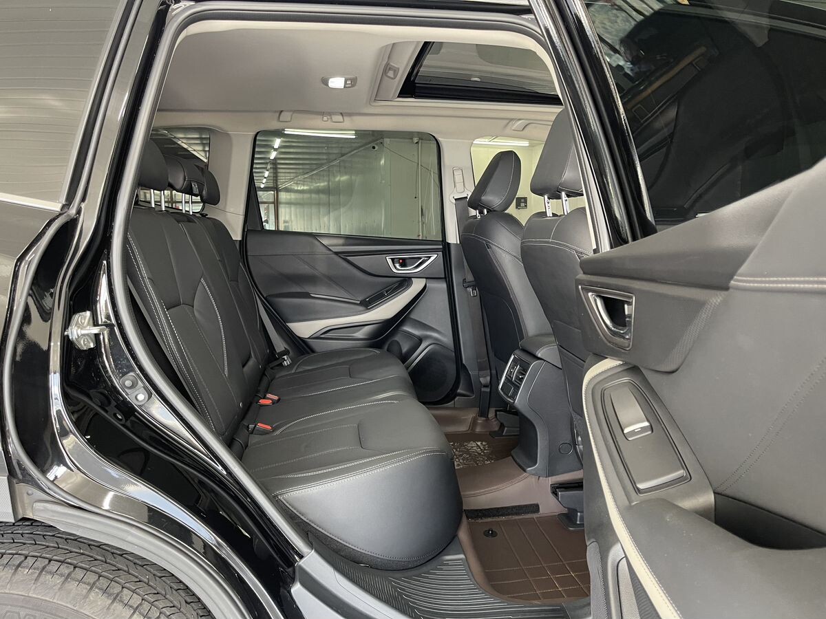 Subaru Forester 2022 - фото автомобиля
