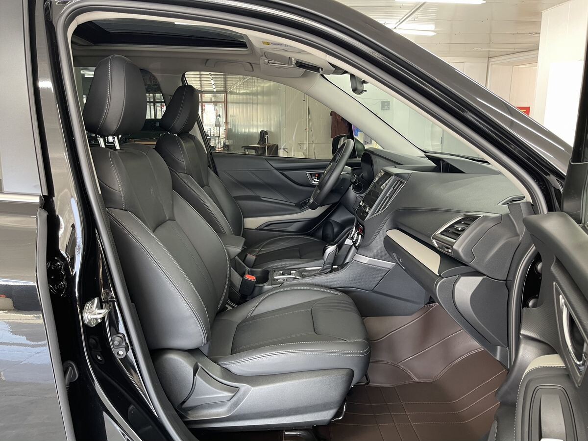 Subaru Forester 2022 - фото автомобиля