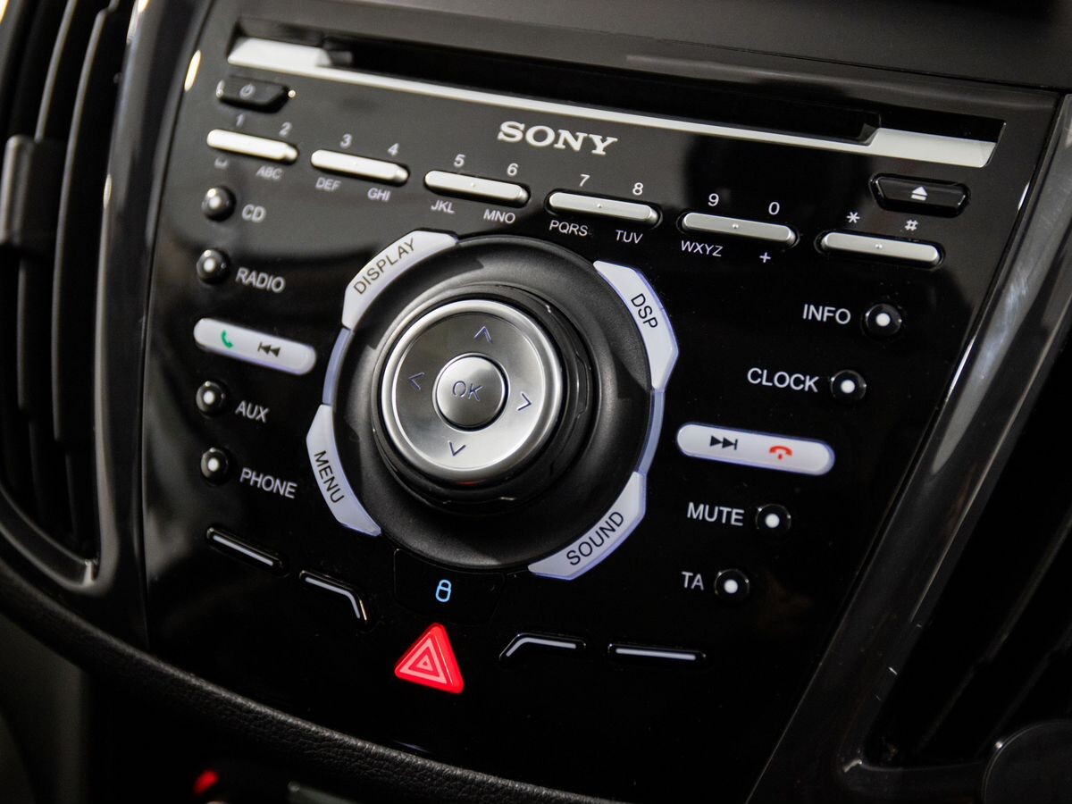 Ford Kuga 2013 - фото автомобиля