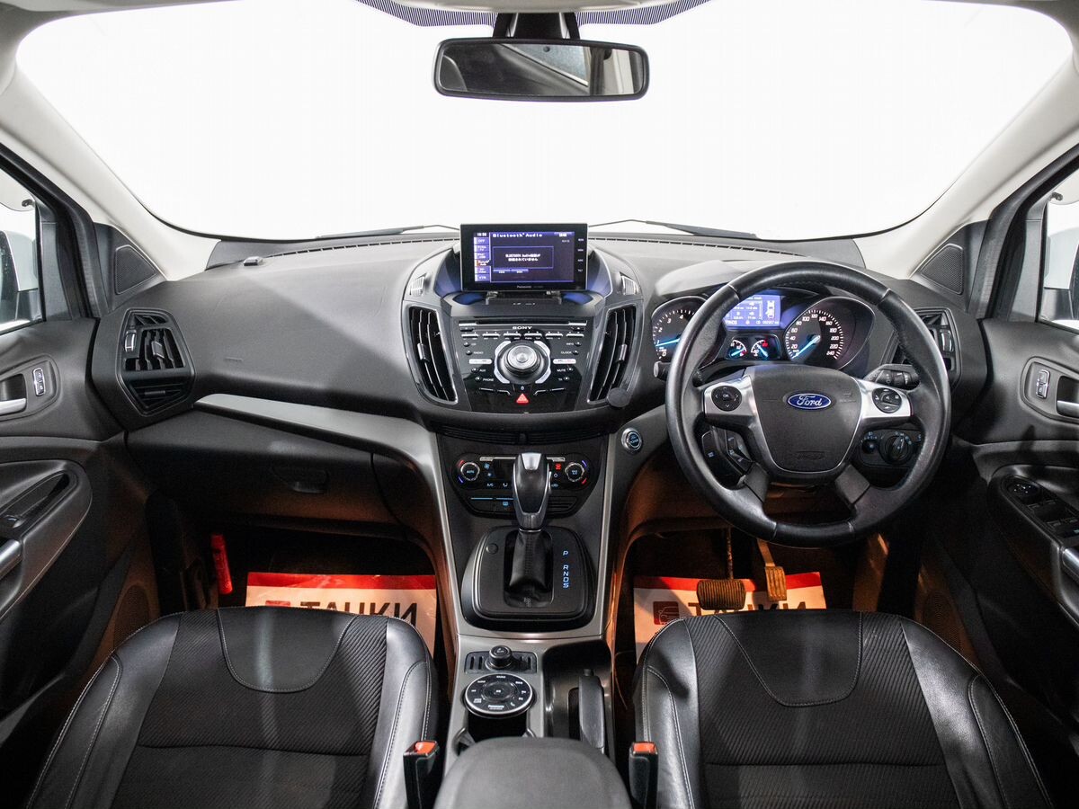 Ford Kuga 2013 - фото автомобиля