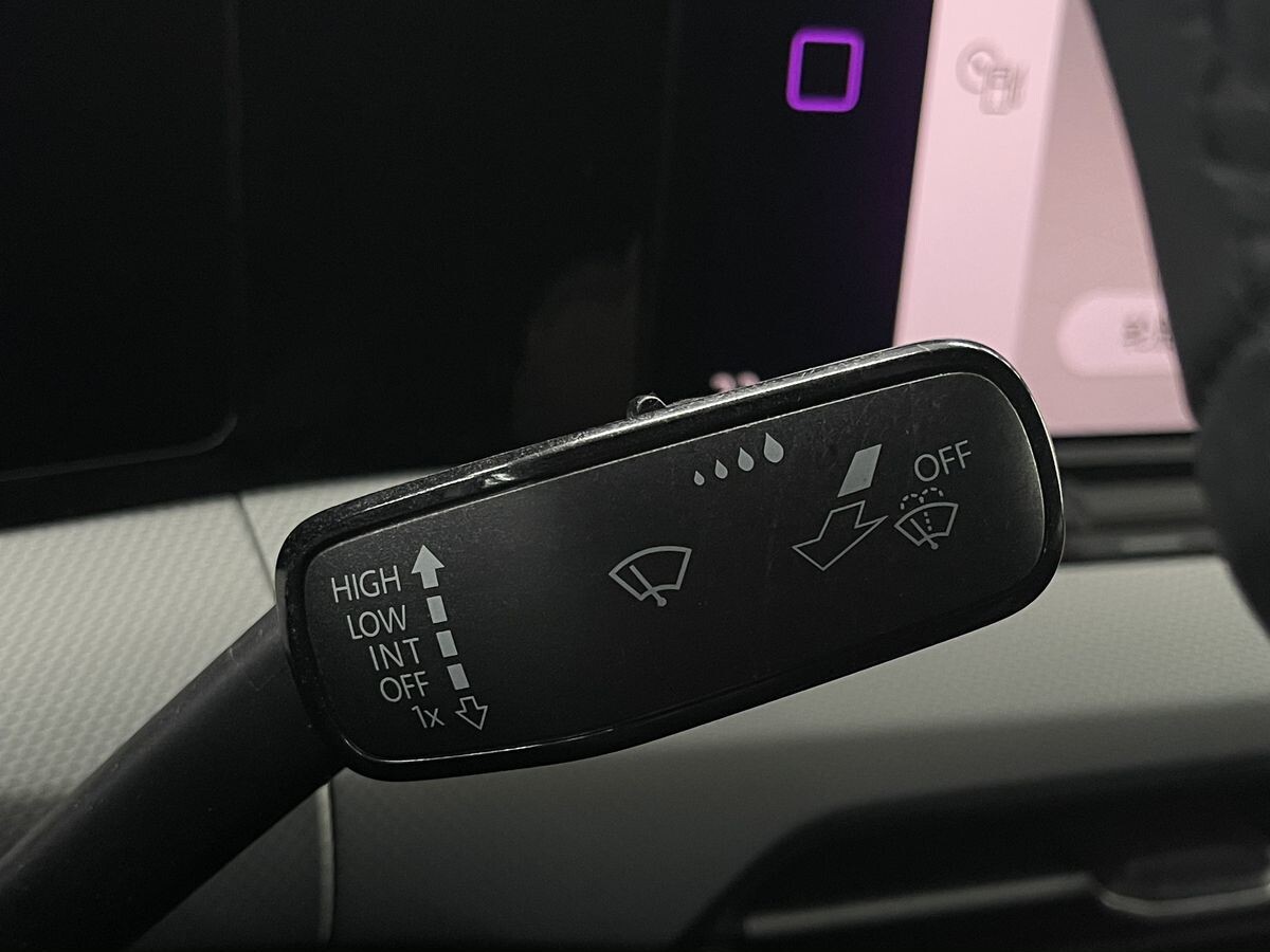 Volkswagen Lamando 2022 - фото автомобиля