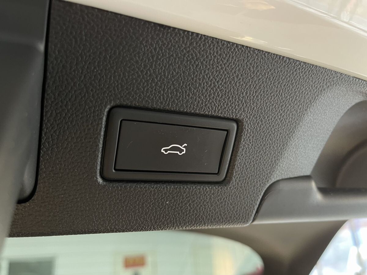 Volkswagen Lamando 2022 - фото автомобиля