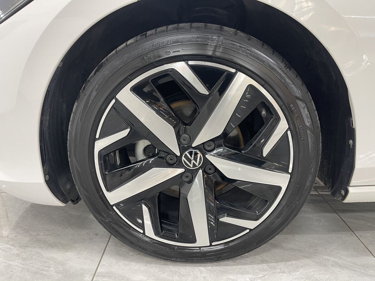 Volkswagen Lamando 2022 - фото автомобиля