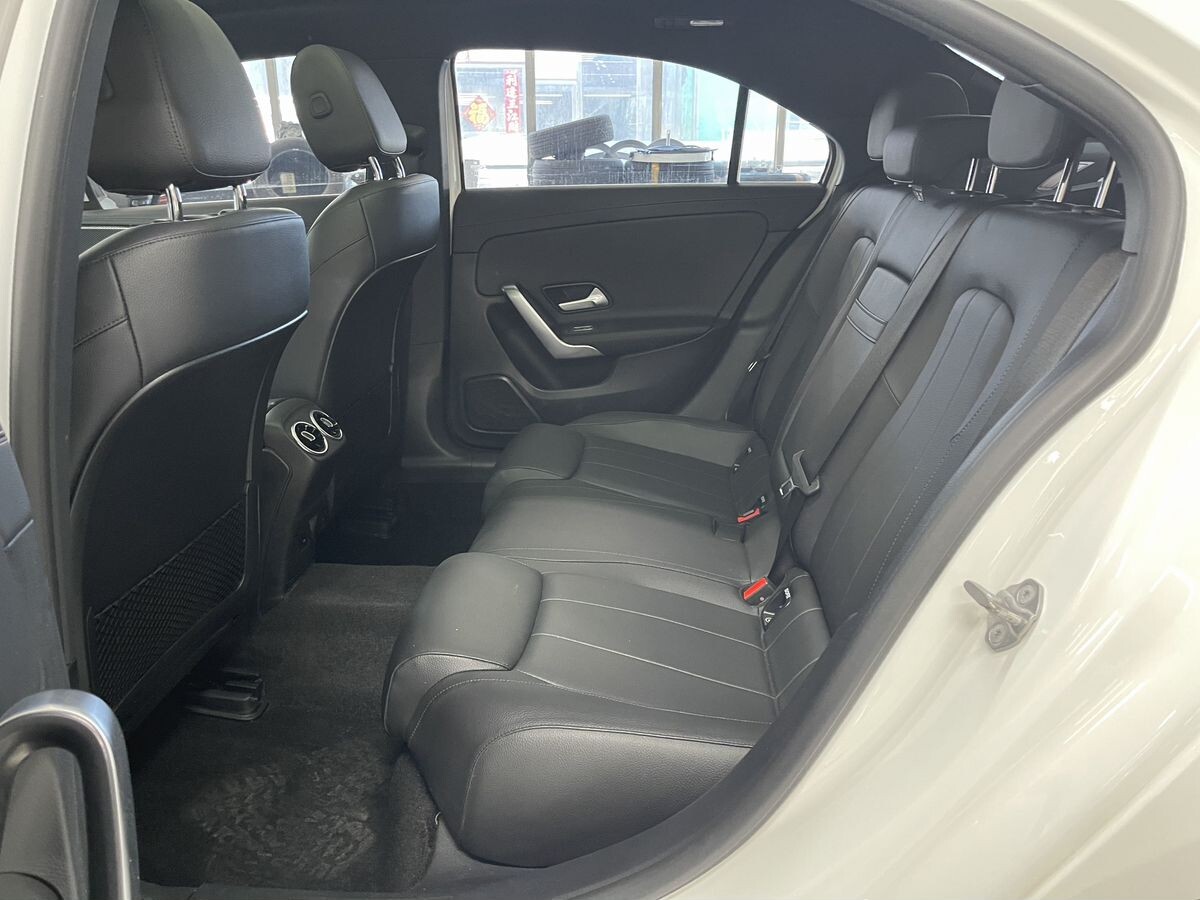 Mercedes-Benz A-Класс 2022 - фото автомобиля