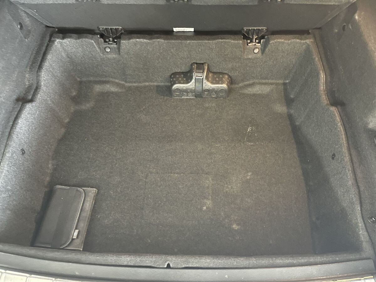 BMW X1 2022 - фото автомобиля