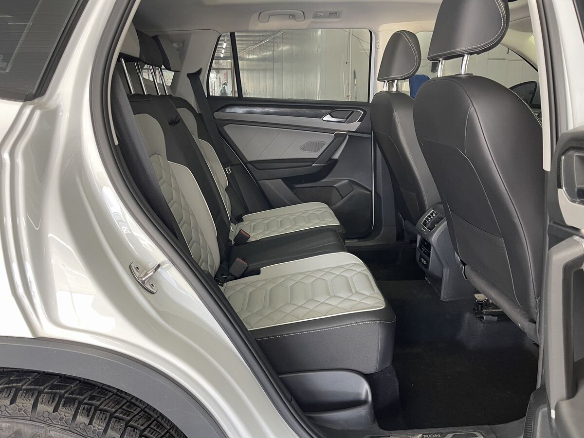 Volkswagen Tayron 2023 - фото автомобиля