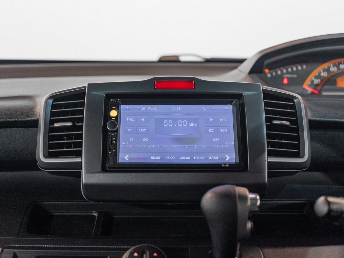 Honda Freed 2009 - фото автомобиля