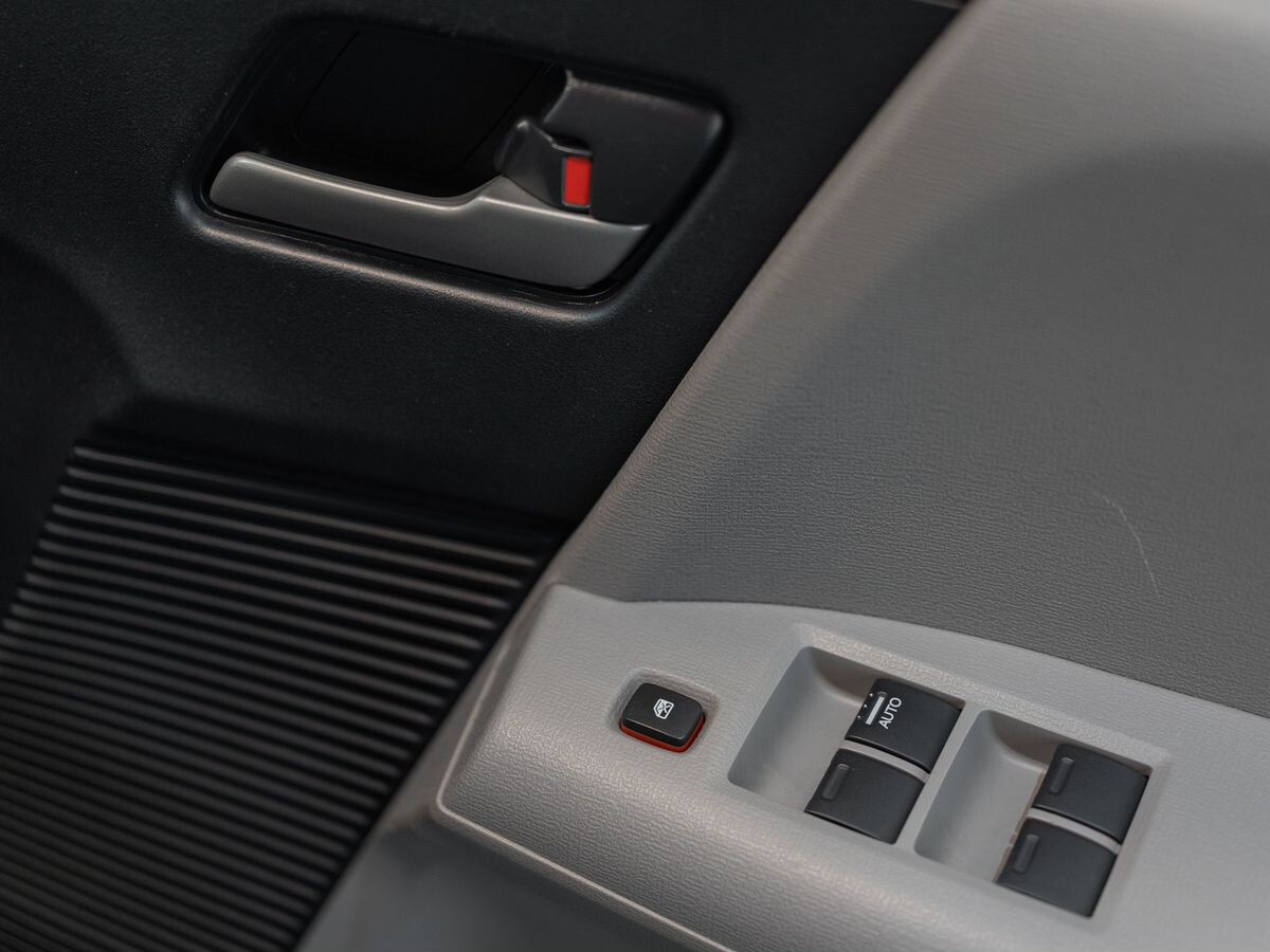 Honda Freed 2009 - фото автомобиля