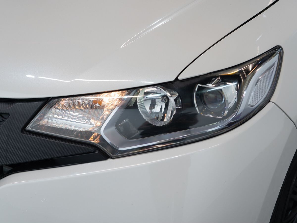 Honda Fit 2016 - фото автомобиля