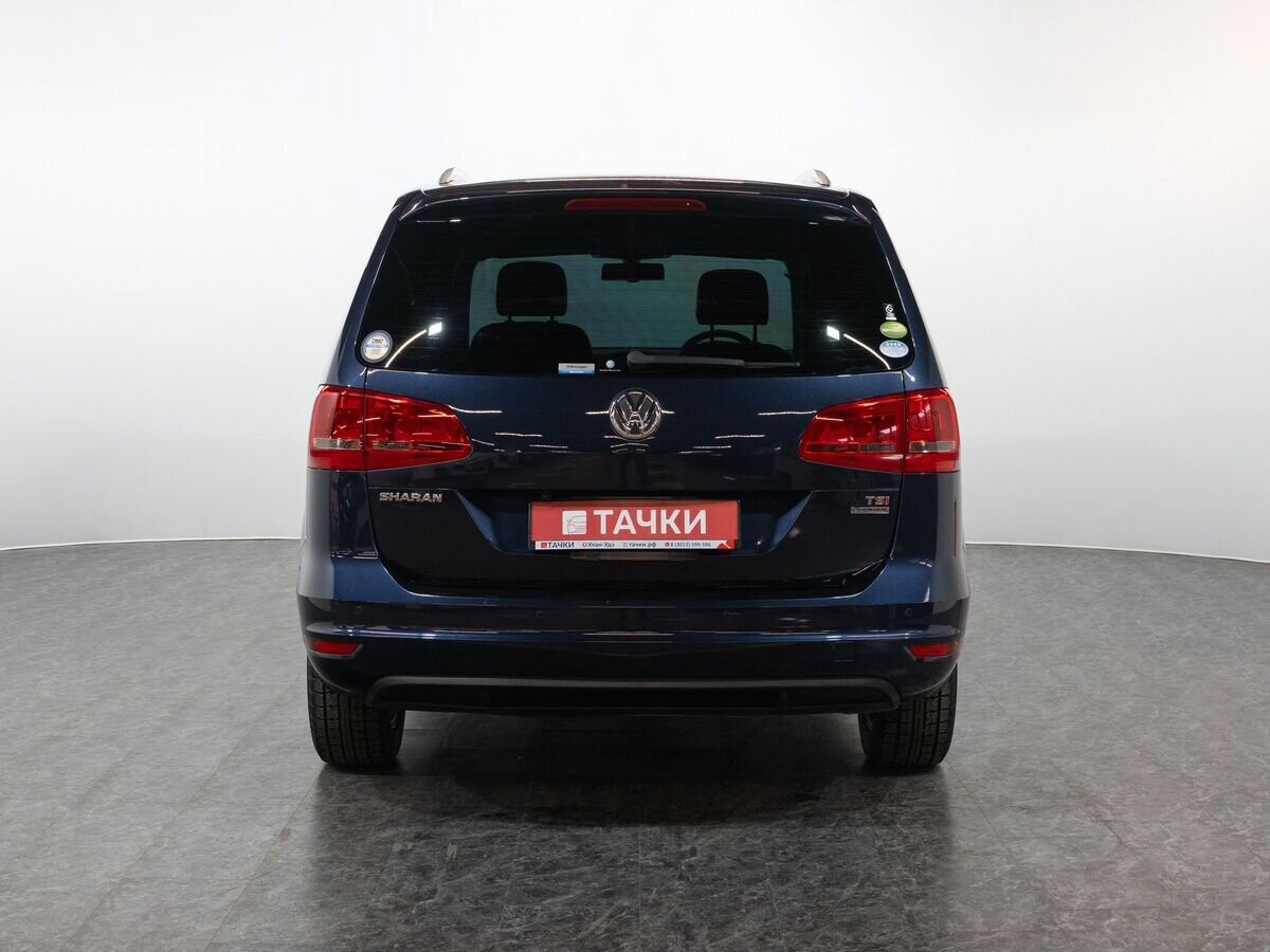 Volkswagen Sharan 2012 - фото автомобиля