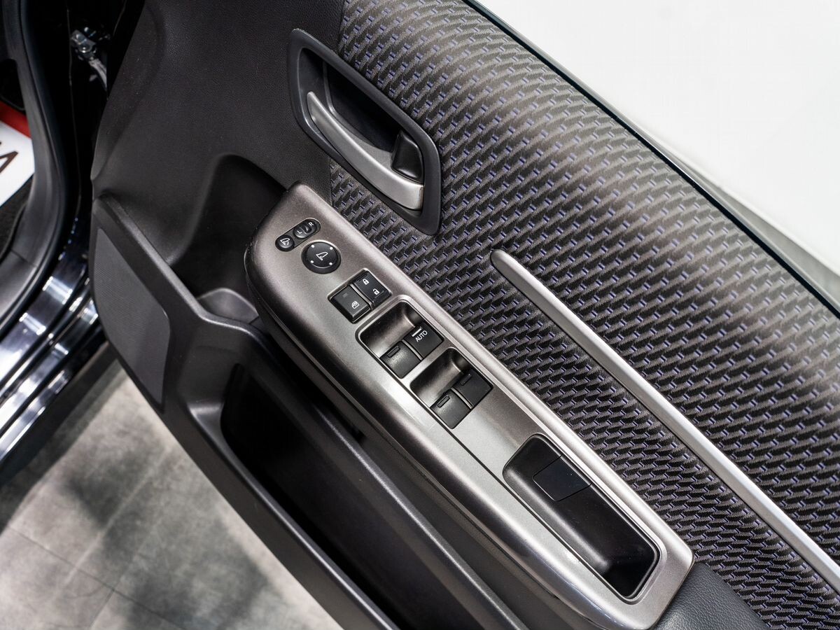 Honda Stepwgn 2016 - фото автомобиля