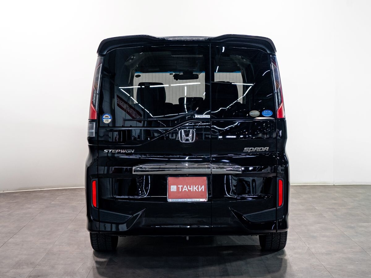 Honda Stepwgn 2016 - фото автомобиля