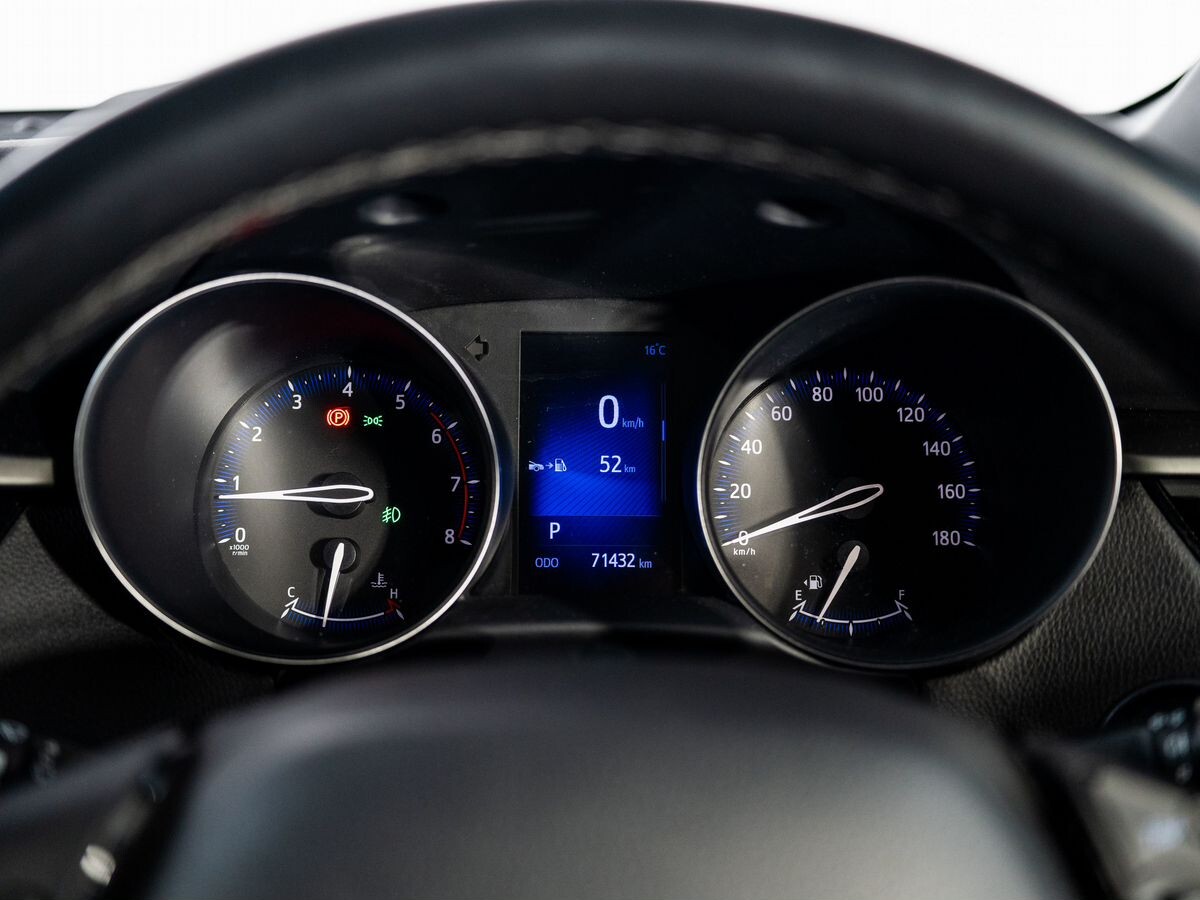 Toyota C-HR 2019 - фото автомобиля