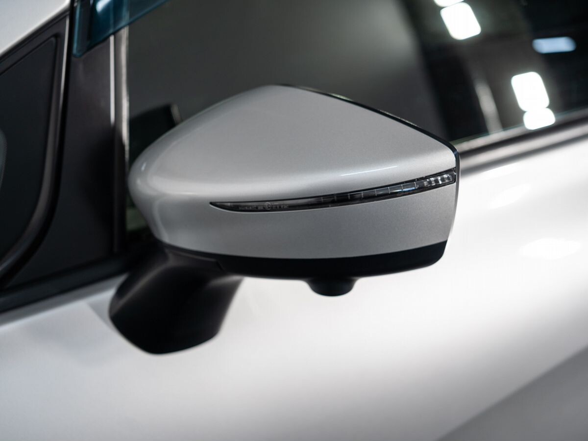 Nissan Note 2016 - фото автомобиля