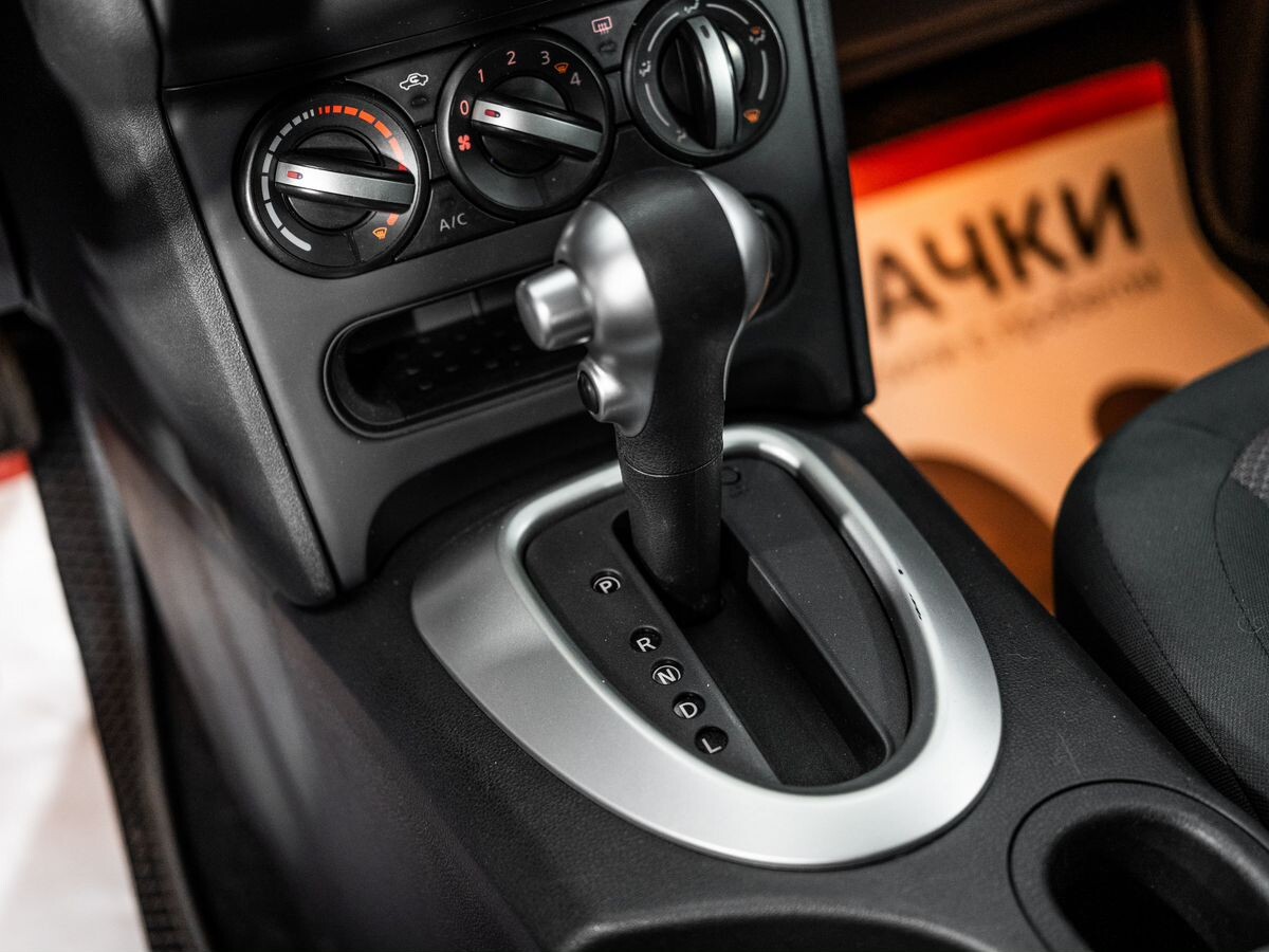 Nissan Qashqai 2012 - фото автомобиля