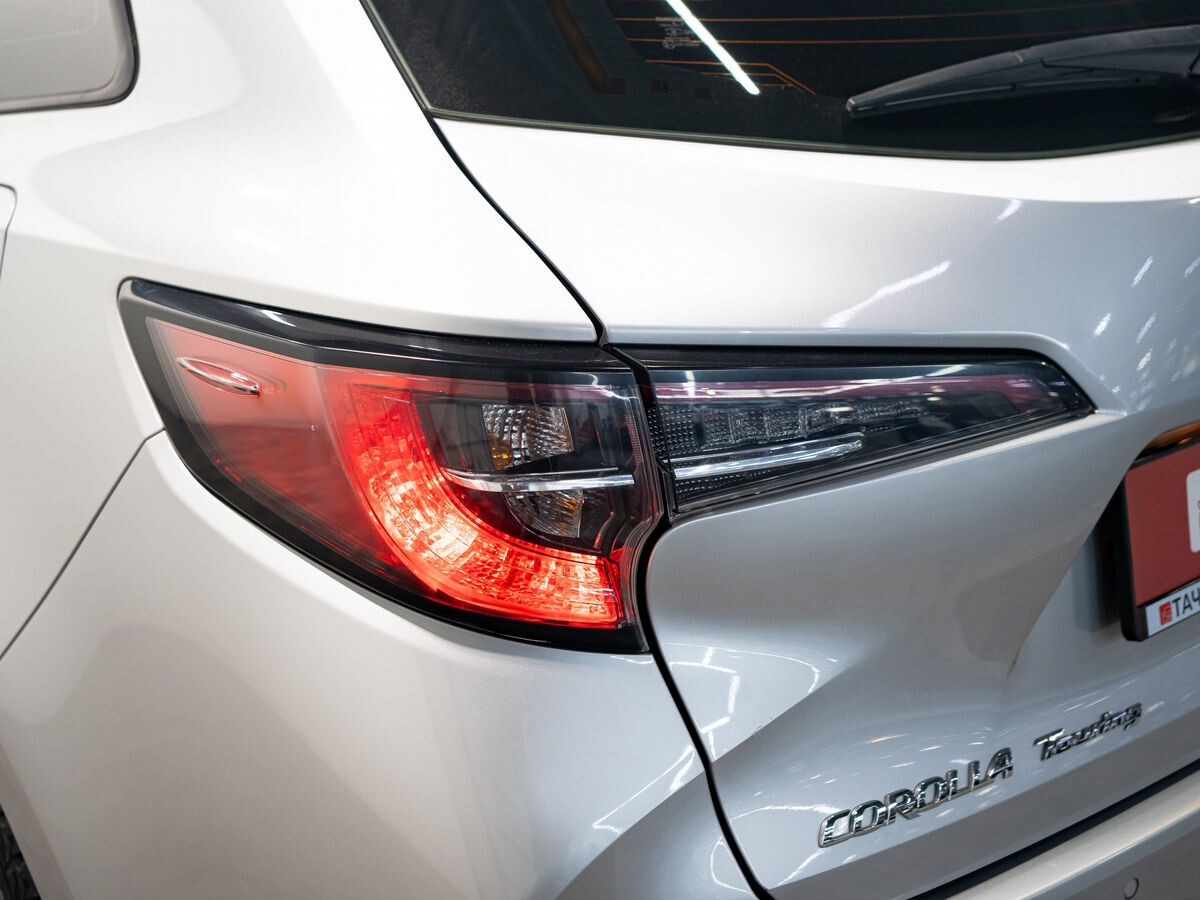 Toyota Corolla 2019 - фото автомобиля