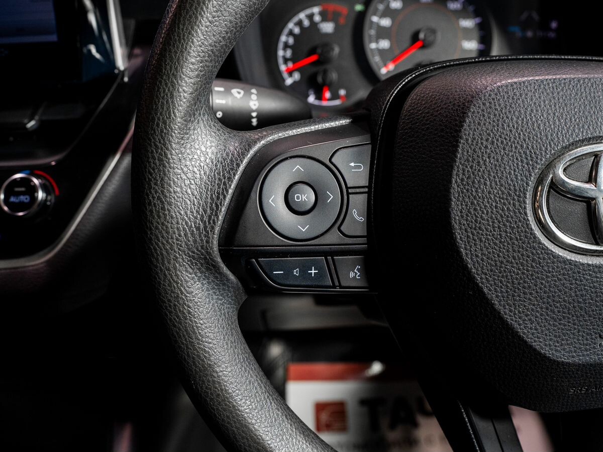 Toyota Corolla 2019 - фото автомобиля