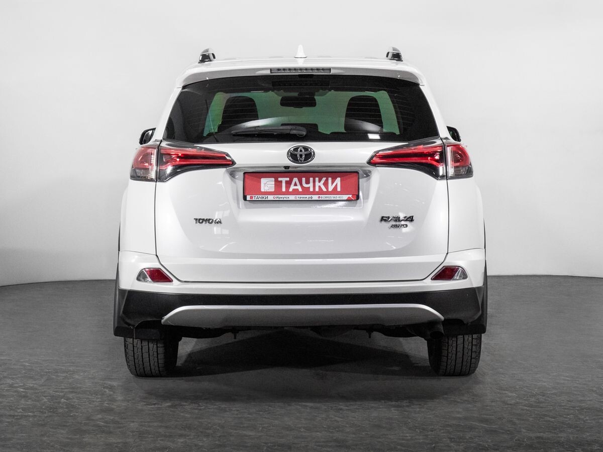 Toyota RAV4 2017 - фото автомобиля