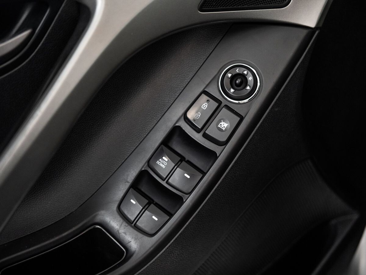 Hyundai Elantra 2011 - фото автомобиля