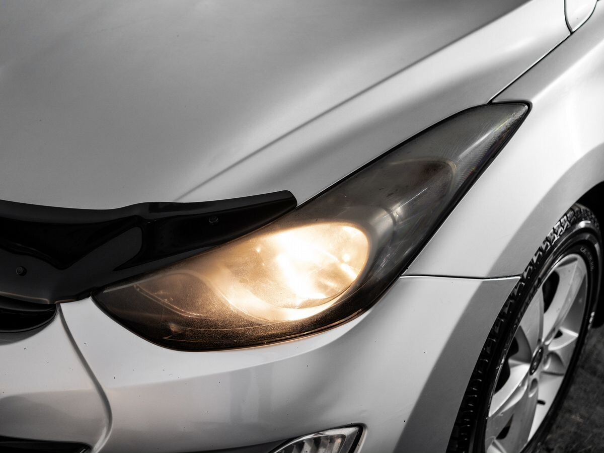 Hyundai Elantra 2011 - фото автомобиля