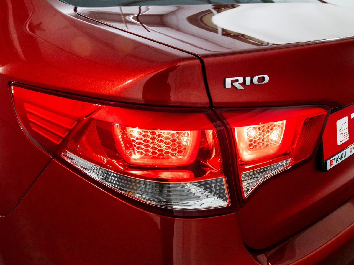 Kia Rio 2015 - фото автомобиля