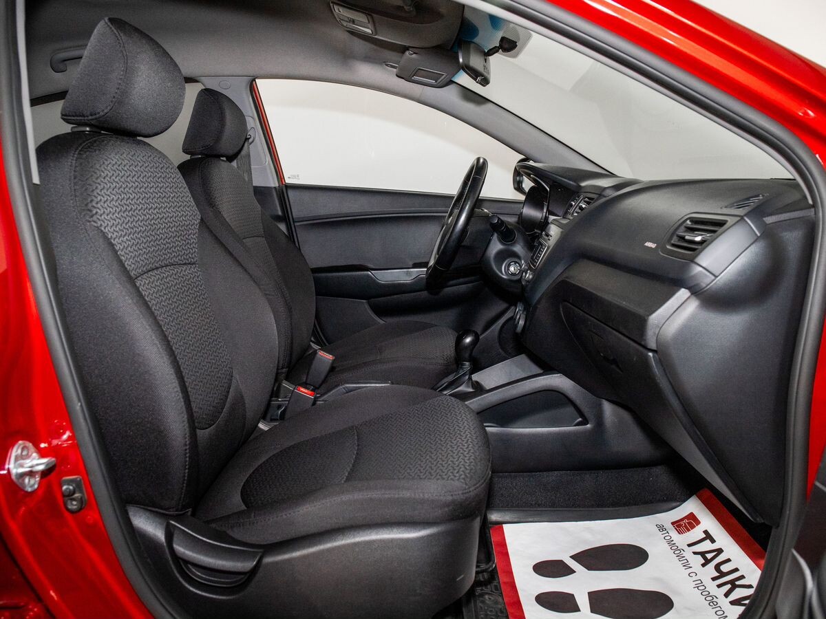 Kia Rio 2015 - фото автомобиля