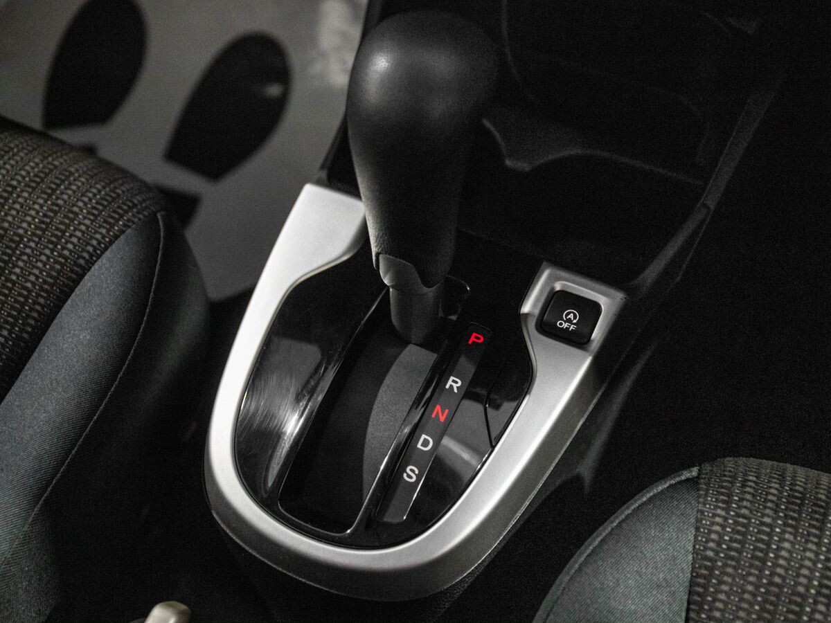 Honda Fit 2013 - фото автомобиля