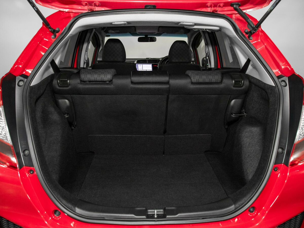 Honda Fit 2013 - фото автомобиля