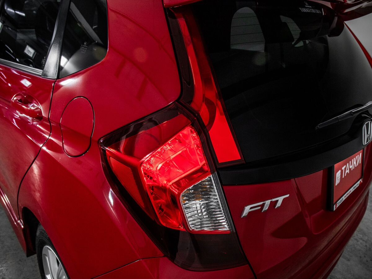 Honda Fit 2013 - фото автомобиля