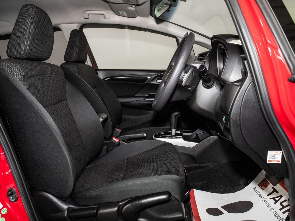 Honda Fit 2013 - фото автомобиля