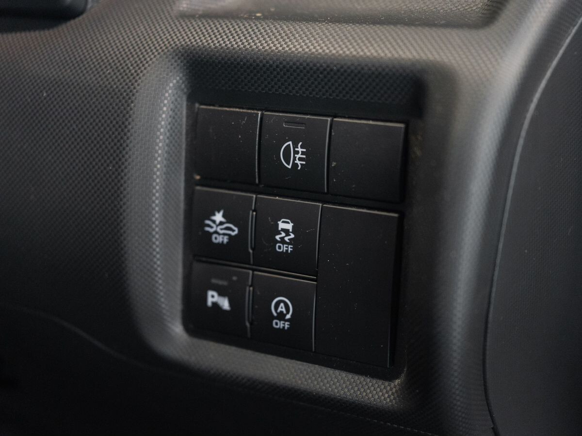 Toyota Raize 2019 - фото автомобиля