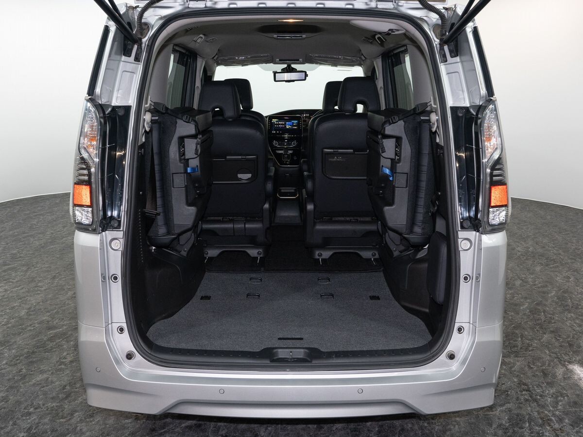 Nissan Serena 2020 - фото автомобиля