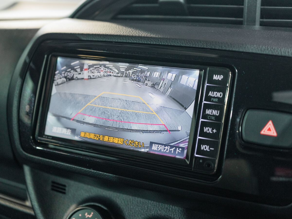 Toyota Vitz 2019 - фото автомобиля