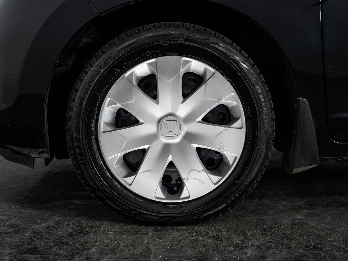 Honda Fit 2015 - фото автомобиля