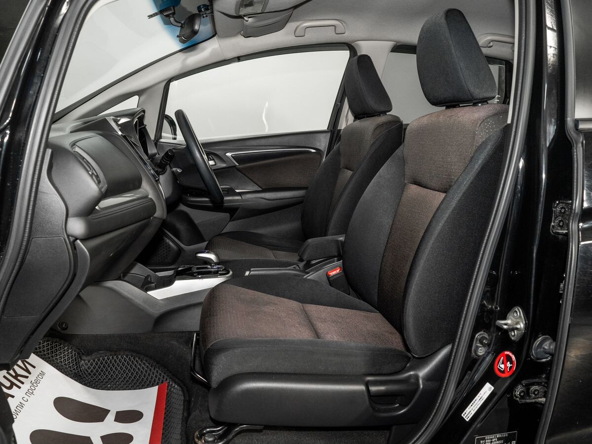 Honda Fit 2015 - фото автомобиля