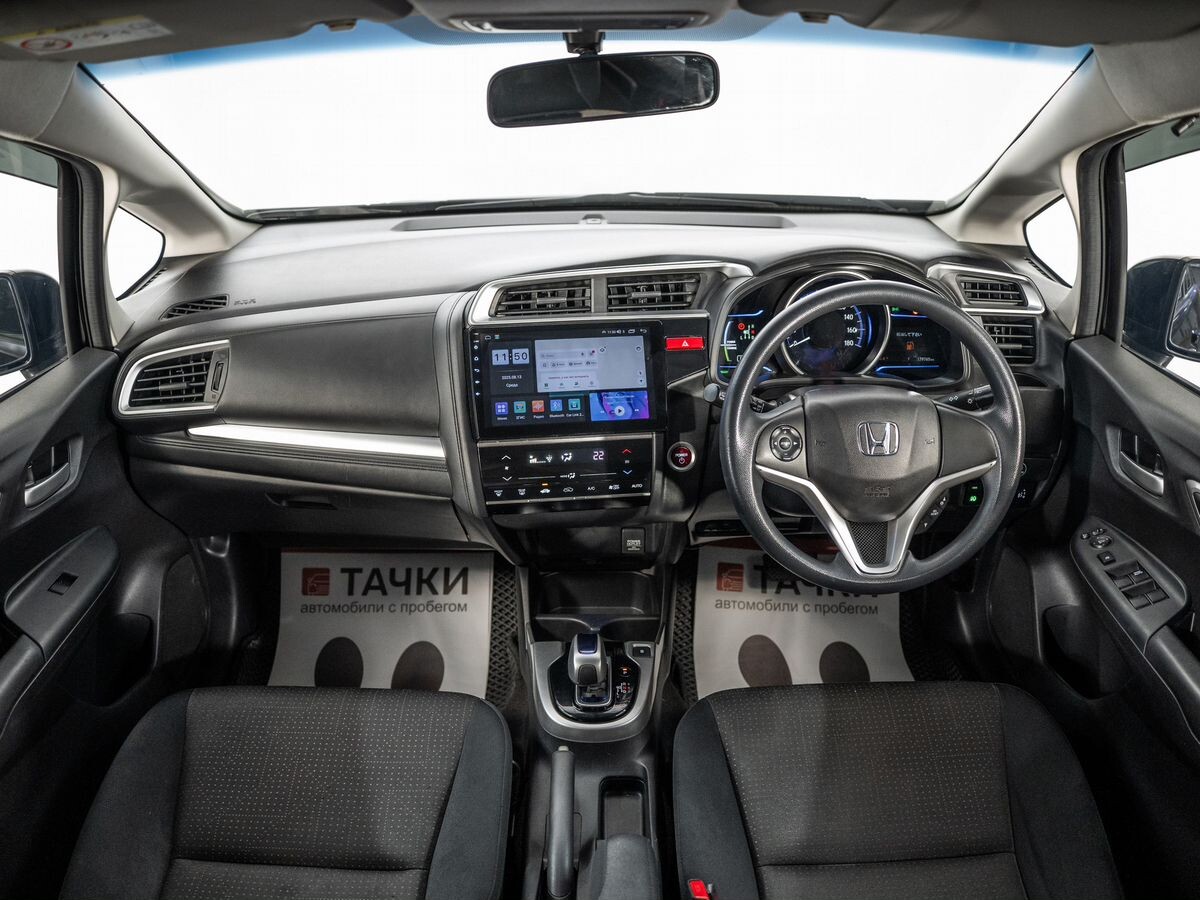 Honda Fit 2015 - фото автомобиля