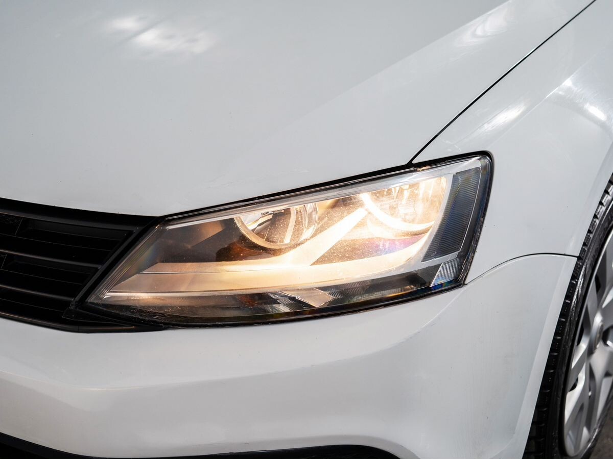 Volkswagen Jetta 2016 - фото автомобиля