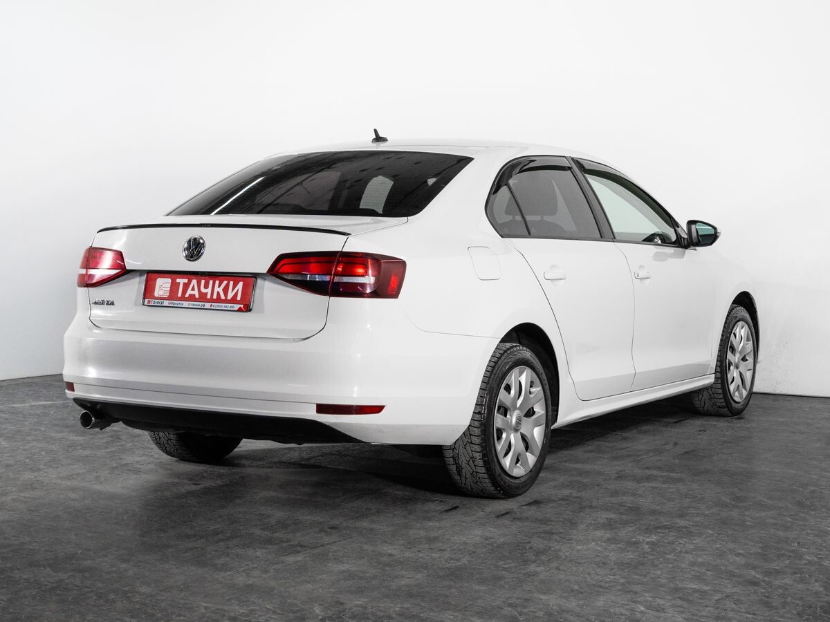Volkswagen Jetta 2016 - фото автомобиля