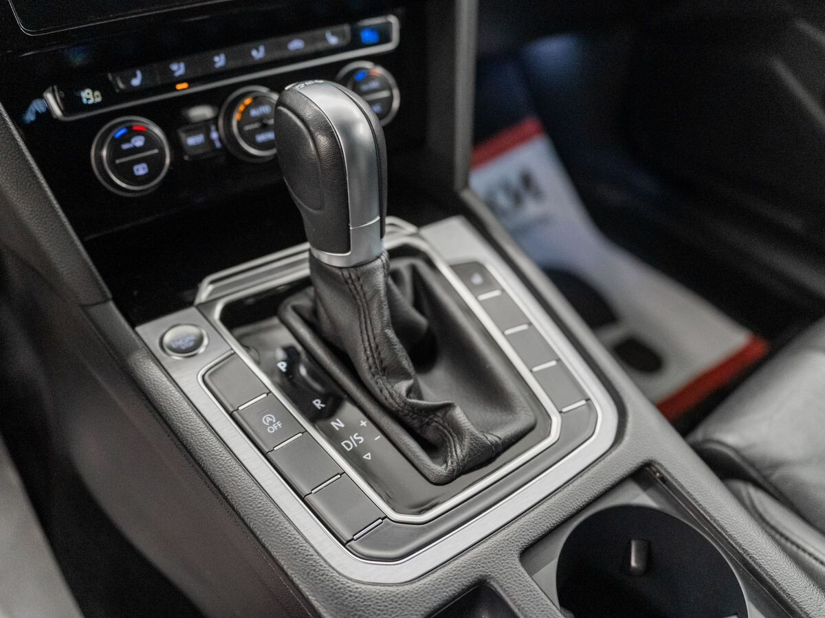 Volkswagen Passat 2018 - фото автомобиля