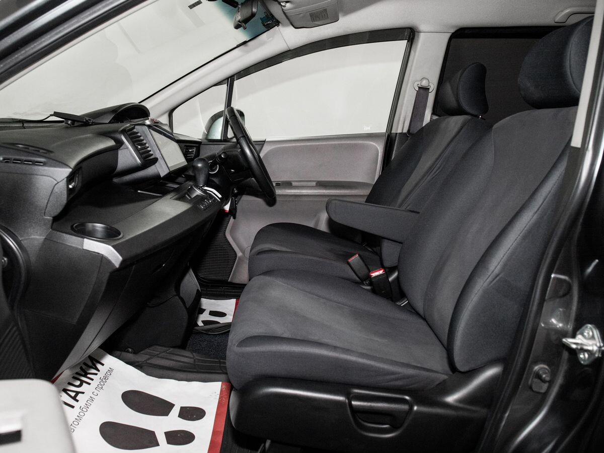 Honda Freed 2010 - фото автомобиля