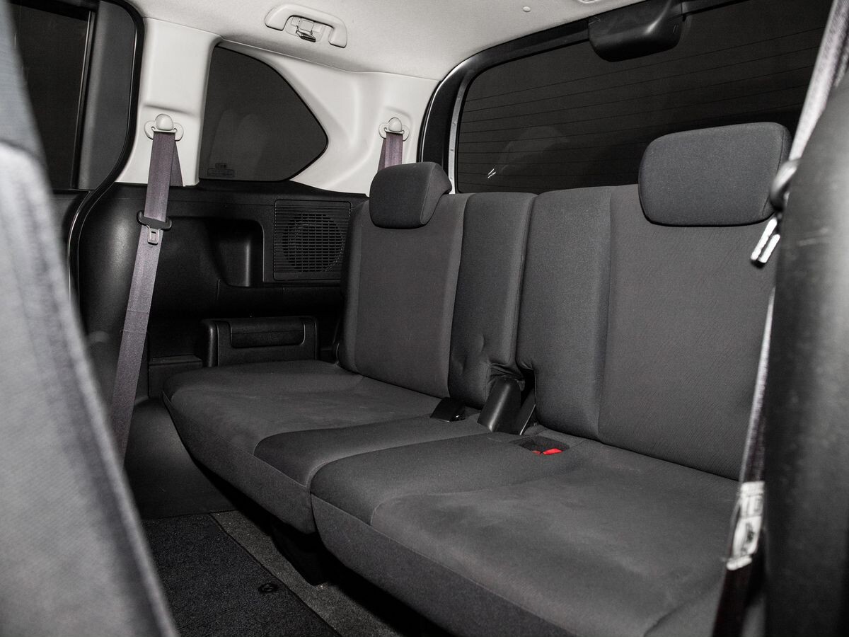 Honda Freed 2010 - фото автомобиля